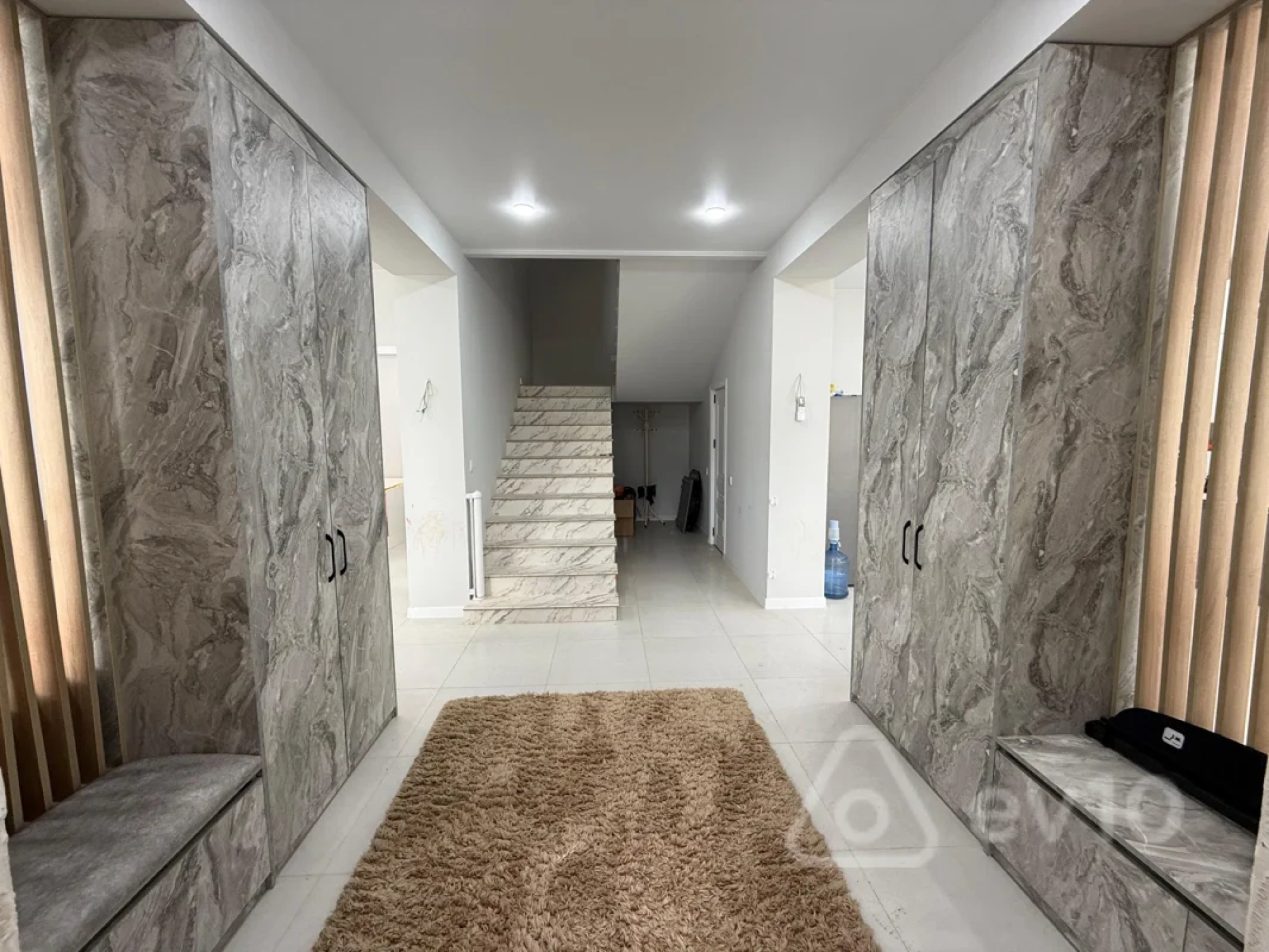Satılır 5 otaqlı həyət evi 309 m²
