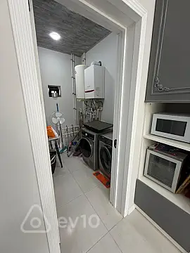 Satılır 5 otaqlı həyət evi 309 m²