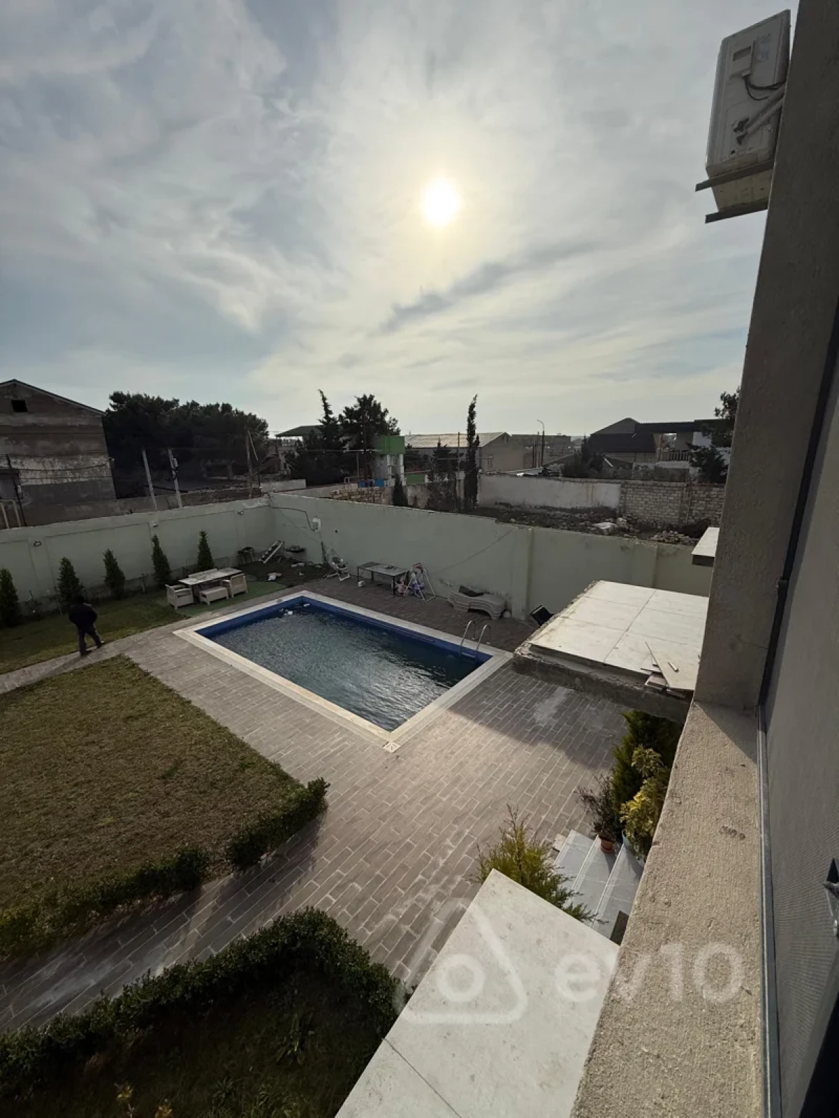 Satılır 5 otaqlı həyət evi 309 m²