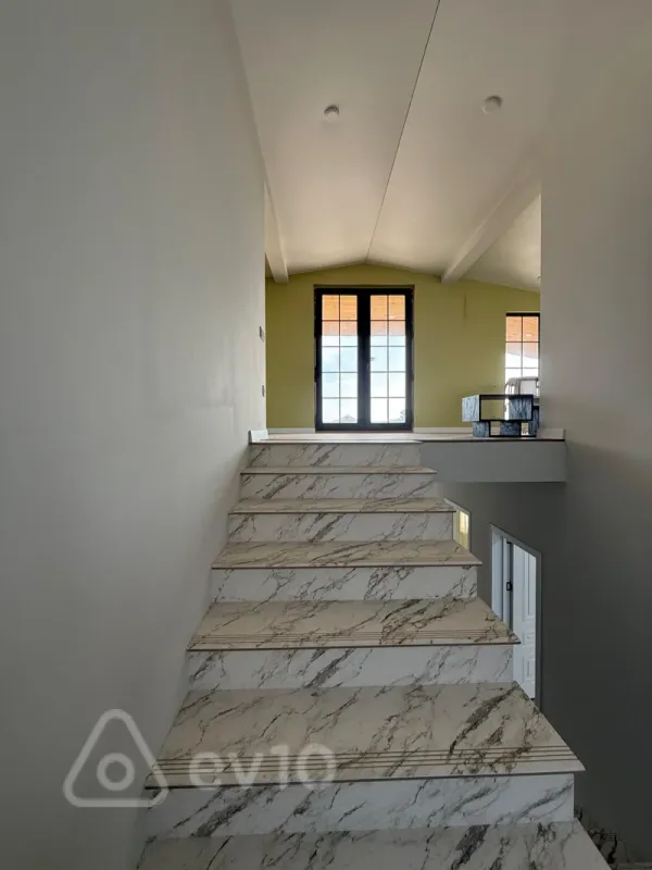 Satılır 5 otaqlı həyət evi 309 m²