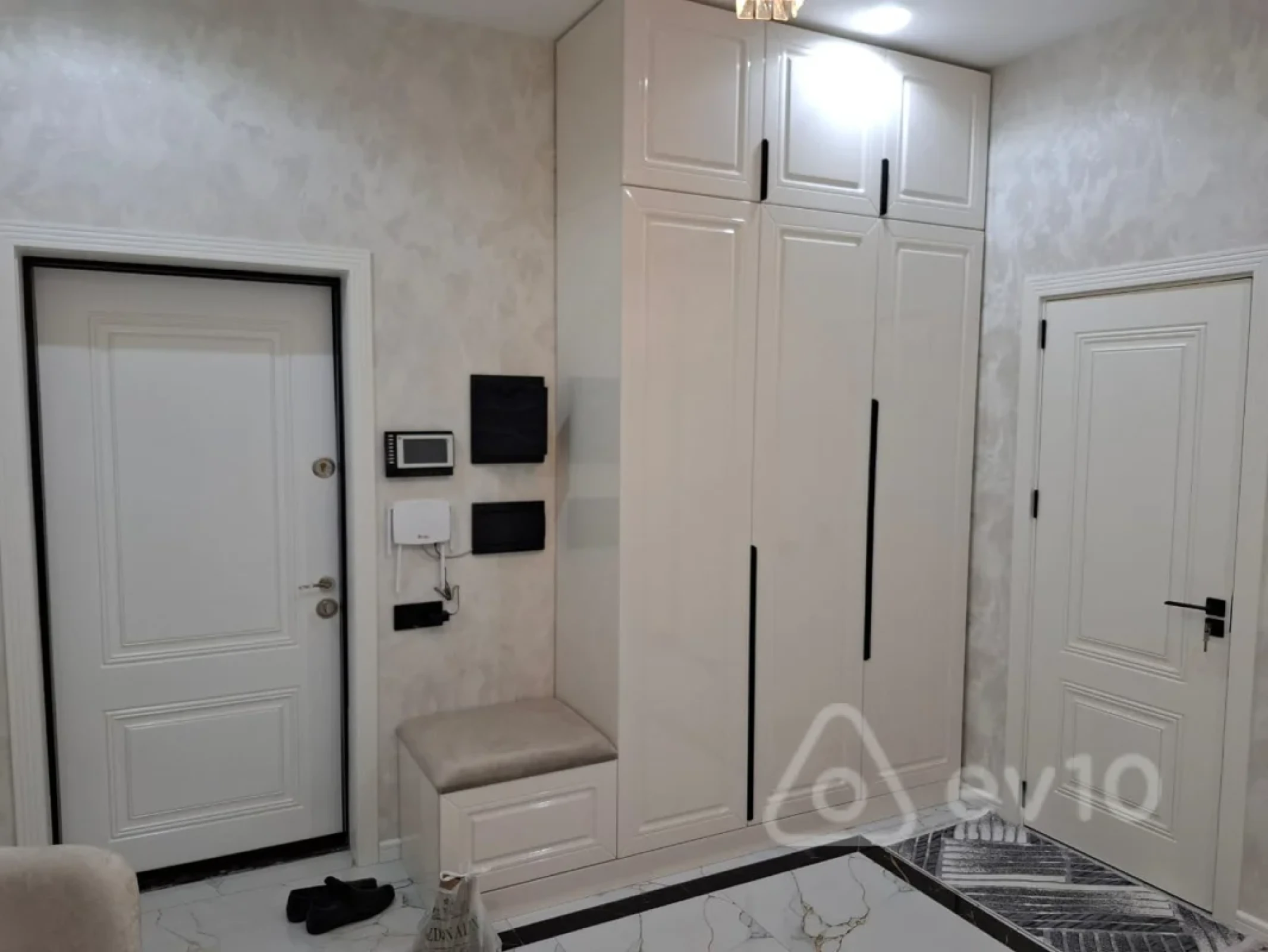 Kirayə verilir 2 otaqlı yeni tikili 95 m²