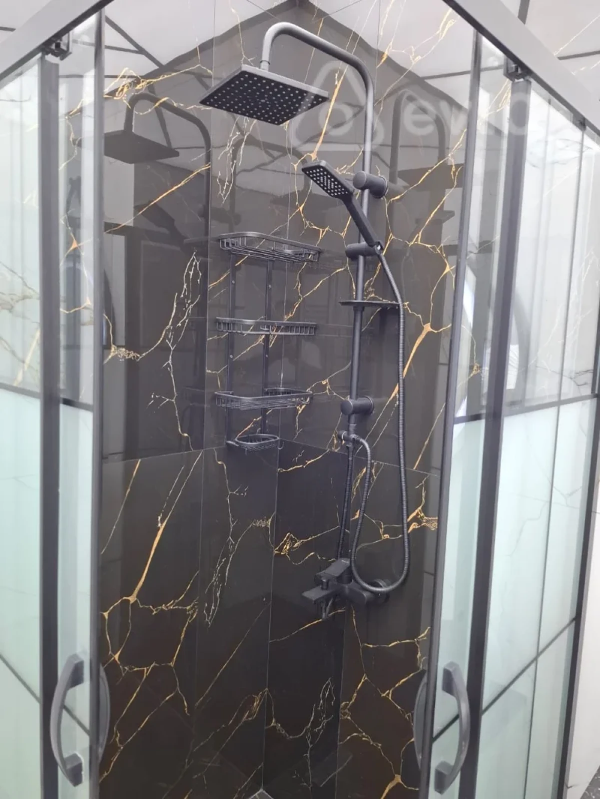 Kirayə verilir 2 otaqlı yeni tikili 95 m²