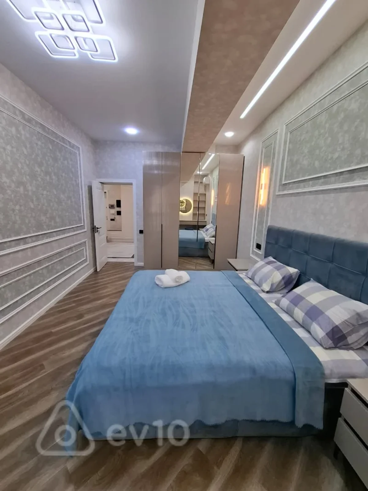 Kirayə verilir 2 otaqlı yeni tikili 95 m²