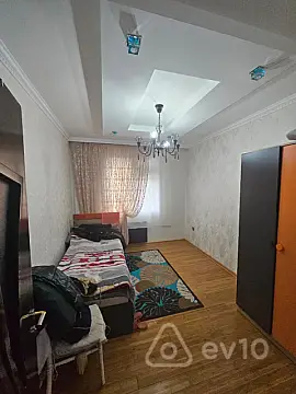 Satılır 2 otaqlı yeni tikili 80 m²