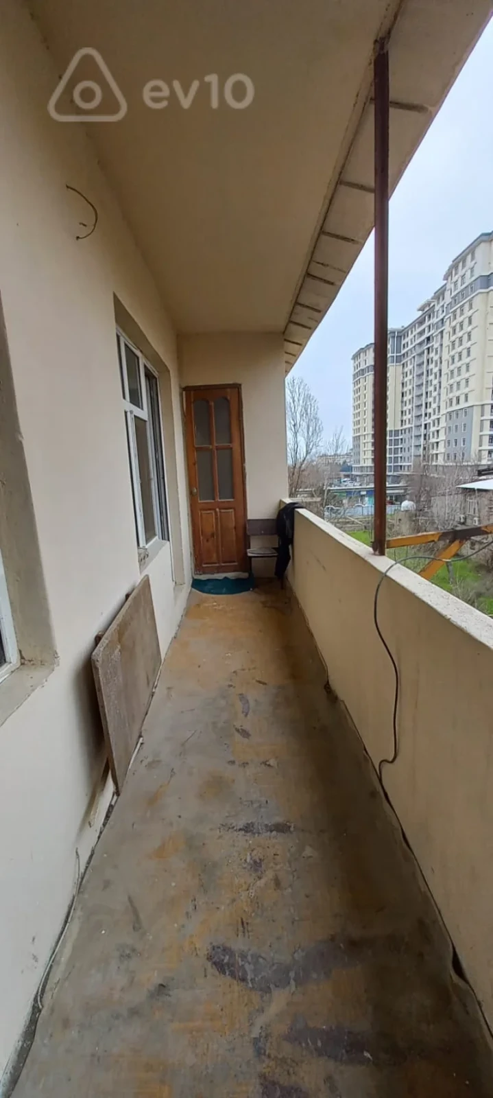 Satılır 5 otaqlı köhnə tikili 120 m²