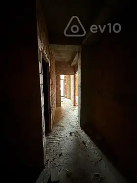 Satılır 2 otaqlı yeni tikili 70 m²