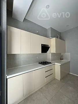 Kirayə verilir 2 otaqlı yeni tikili 66 m²