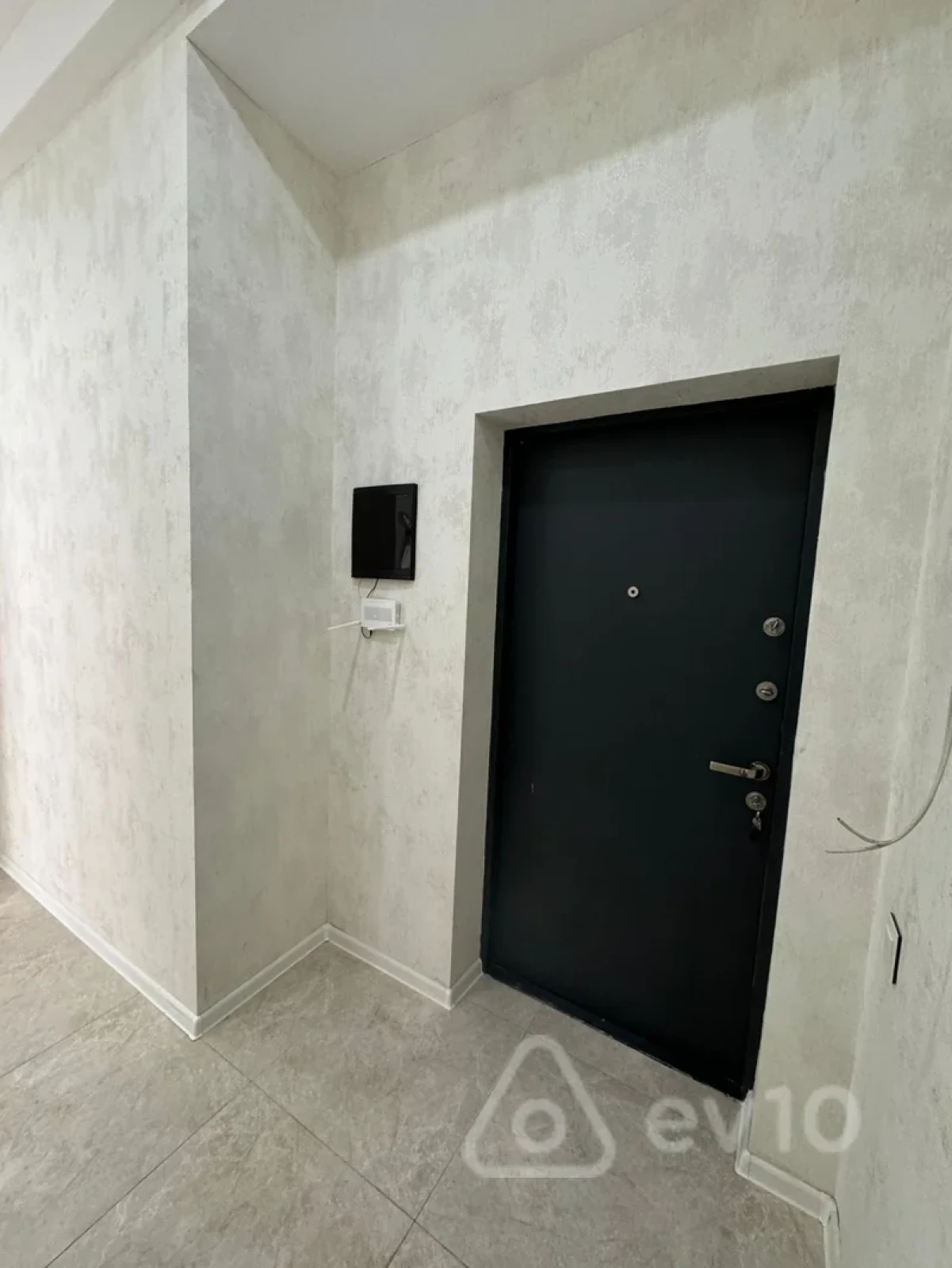 Kirayə verilir 2 otaqlı yeni tikili 66 m²