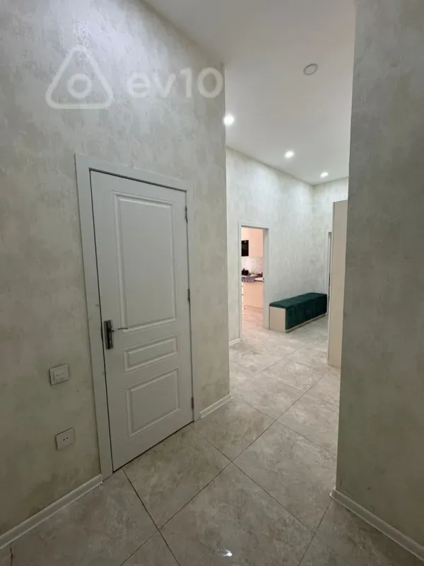 Kirayə verilir 2 otaqlı yeni tikili 66 m²