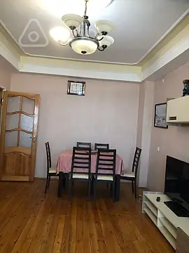 Kirayə verilir 2 otaqlı yeni tikili 80 m²