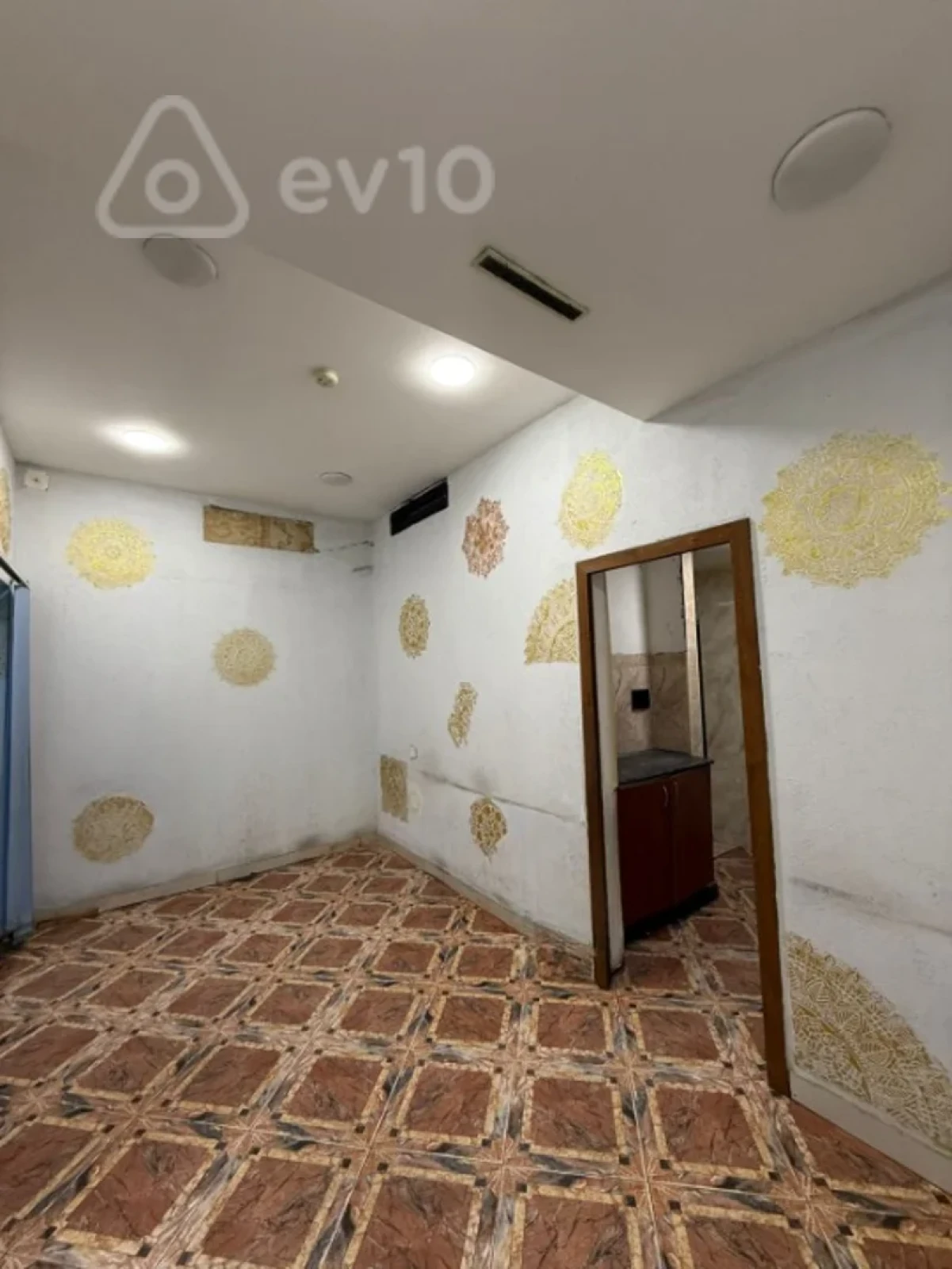 Kirayə verilir mənzil 120 m²