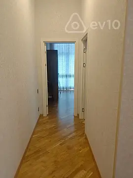Kirayə verilir 2 otaqlı yeni tikili 70 m²