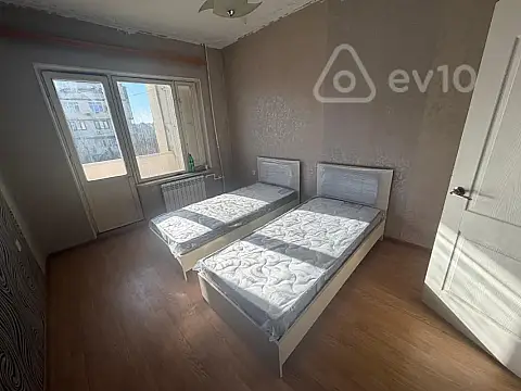 Kirayə verilir 3 otaqlı köhnə tikili 75 m²