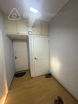 Kirayə verilir 3 otaqlı köhnə tikili 75 m²