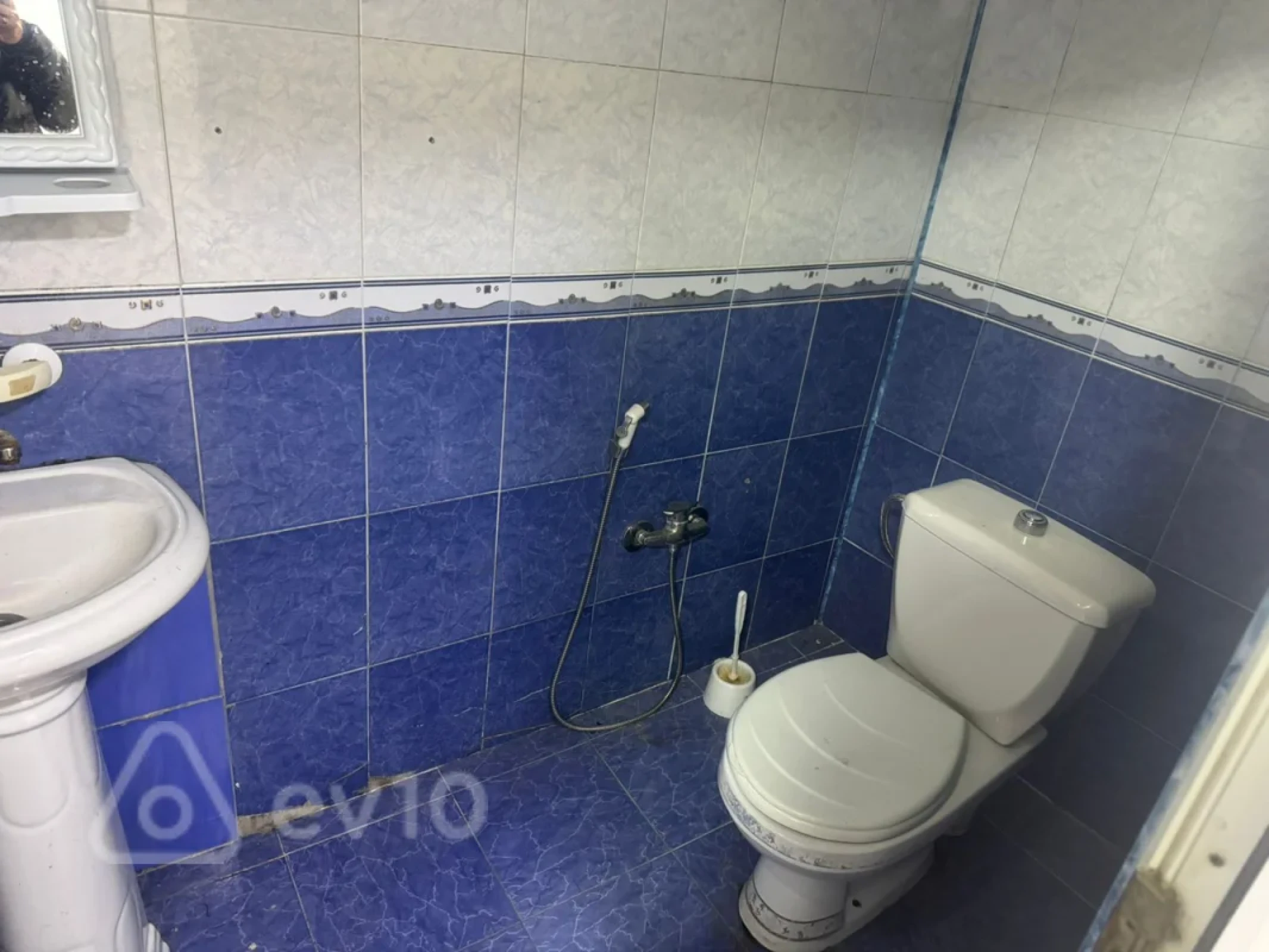 Kirayə verilir 1 otaqlı həyət evi 100 m²
