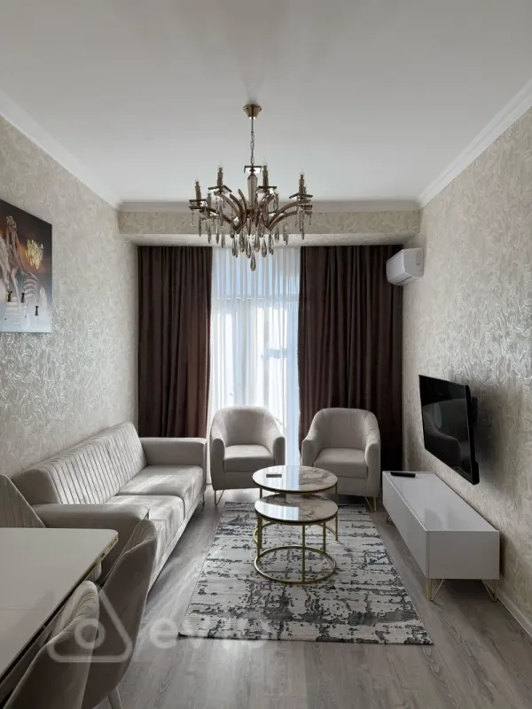 Kirayə verilir 2 otaqlı yeni tikili 55 m²