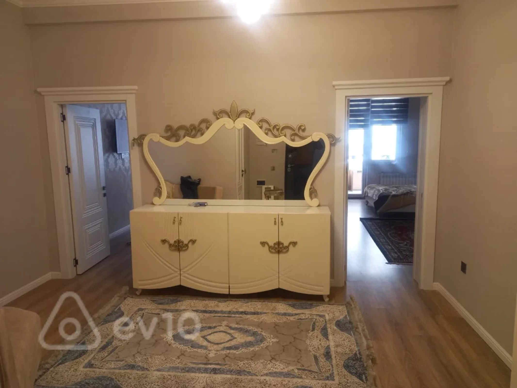 Kirayə verilir 2 otaqlı yeni tikili 85 m²