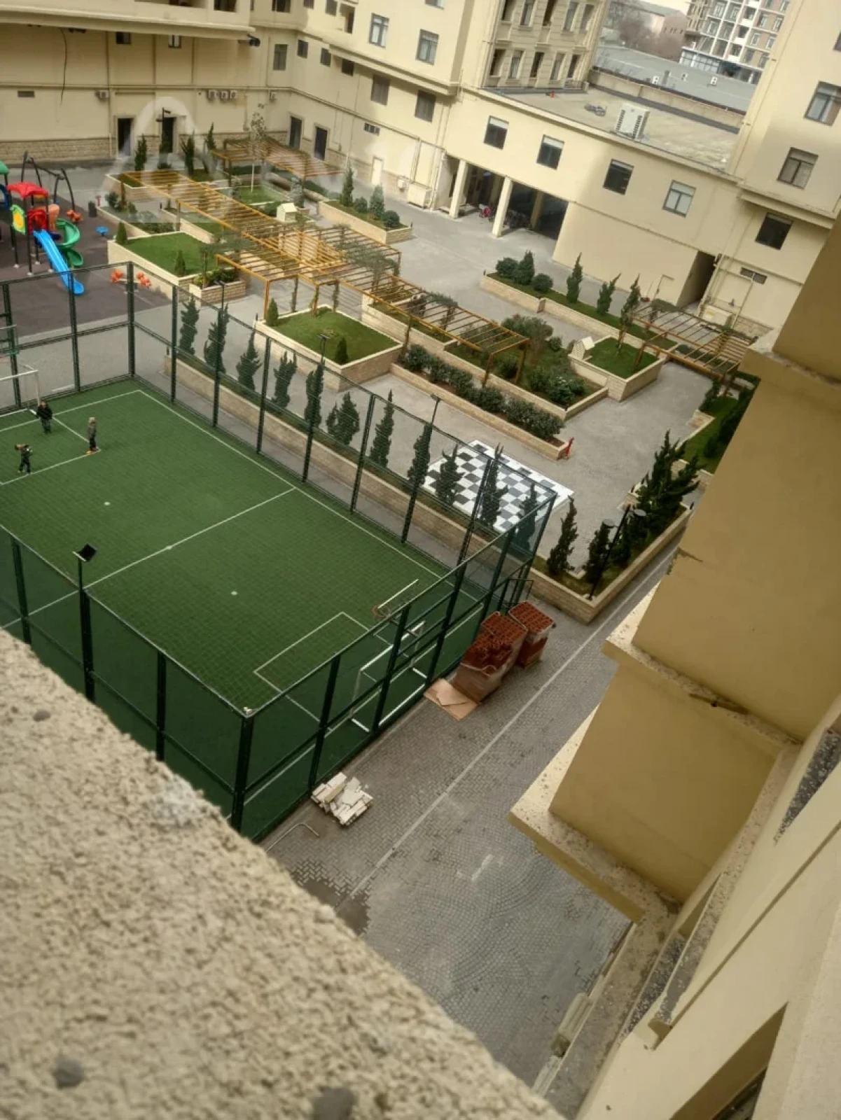 Kirayə verilir 2 otaqlı yeni tikili 85 m²