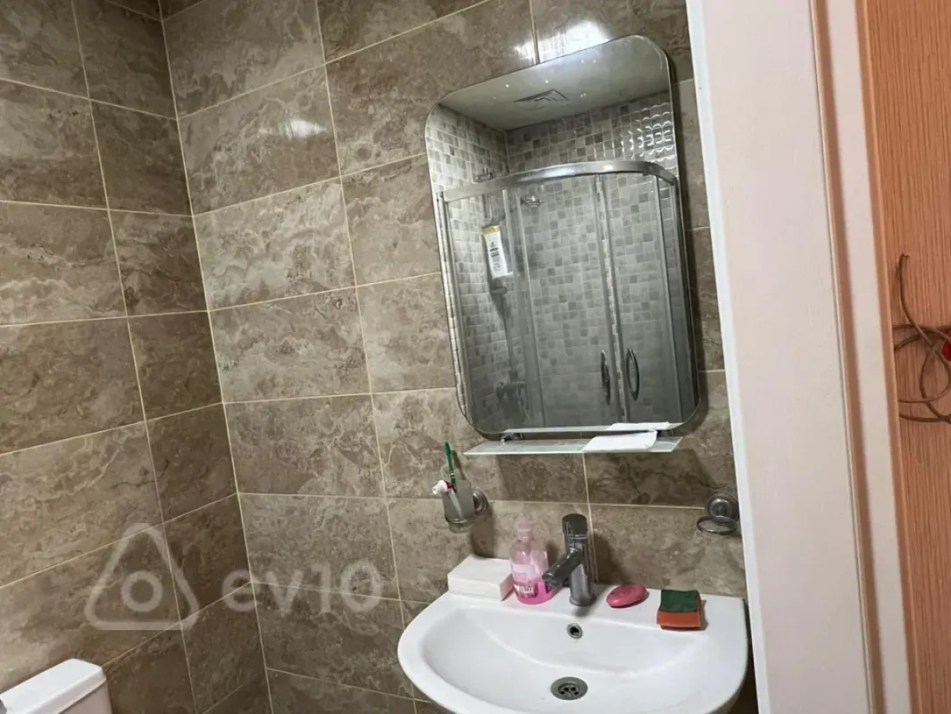Kirayə verilir 2 otaqlı yeni tikili 55 m²