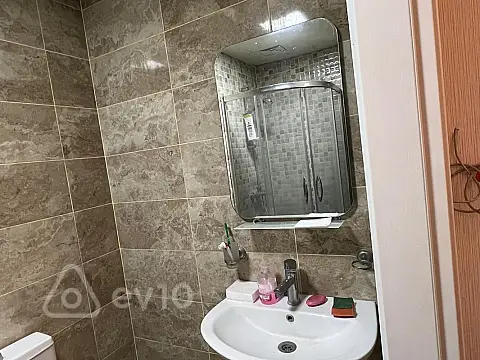 Kirayə verilir 2 otaqlı yeni tikili 55 m²