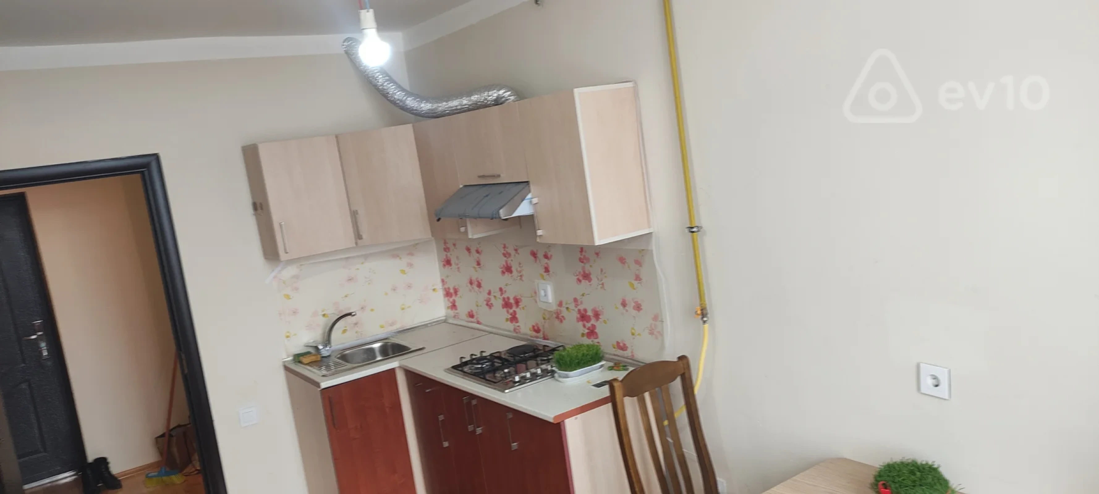 Kirayə verilir 2 otaqlı yeni tikili 35 m²