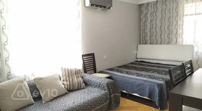 Kirayə verilir 1 otaqlı köhnə tikili 33 m²