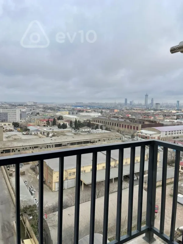 Satılır 3 otaqlı yeni tikili 80 m²