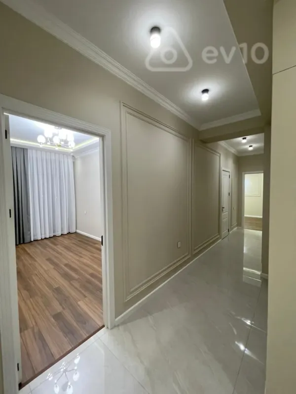 Satılır 3 otaqlı yeni tikili 80 m²