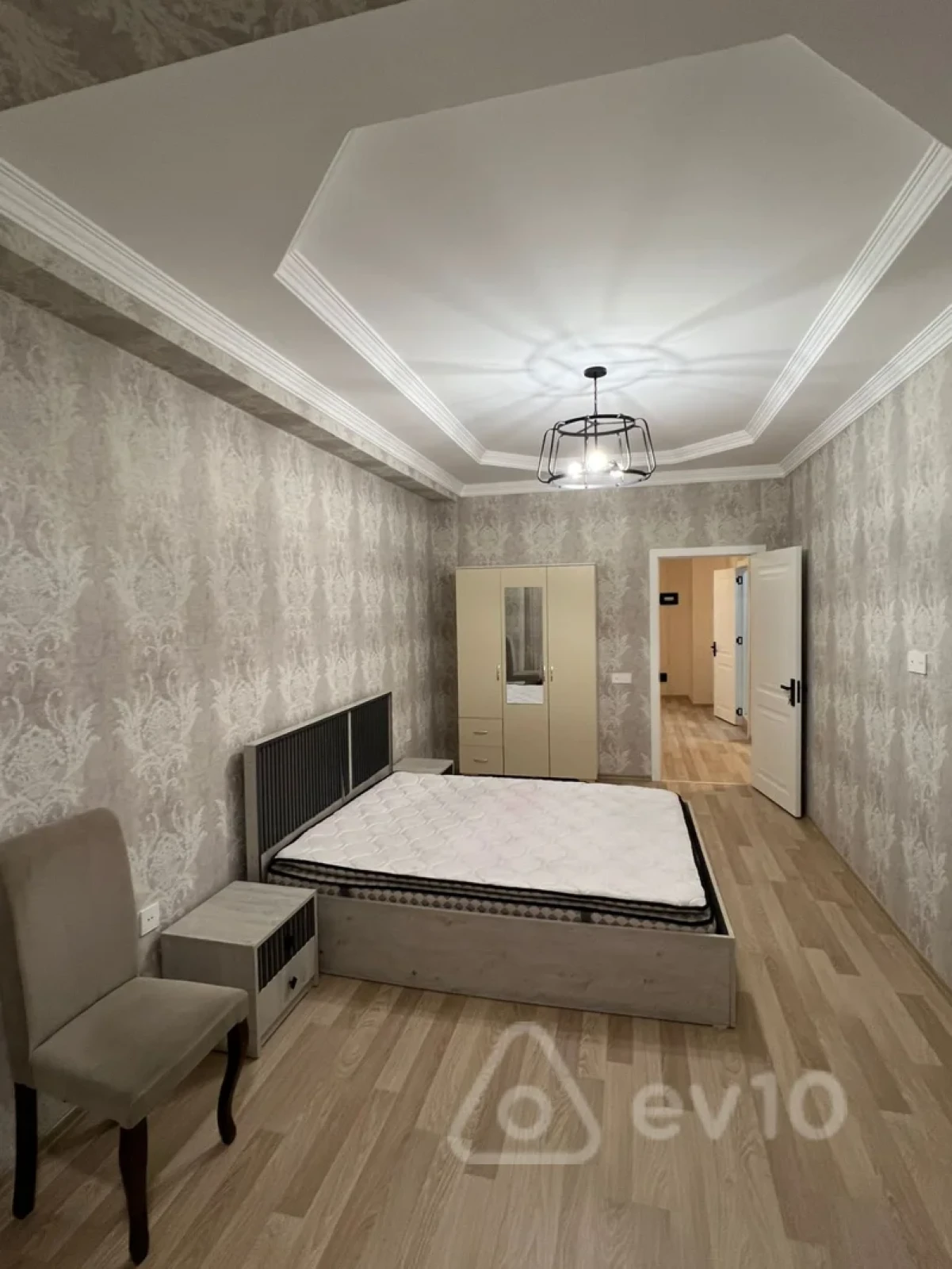 Kirayə verilir 3 otaqlı yeni tikili 100 m²