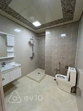 Kirayə verilir 3 otaqlı yeni tikili 100 m²