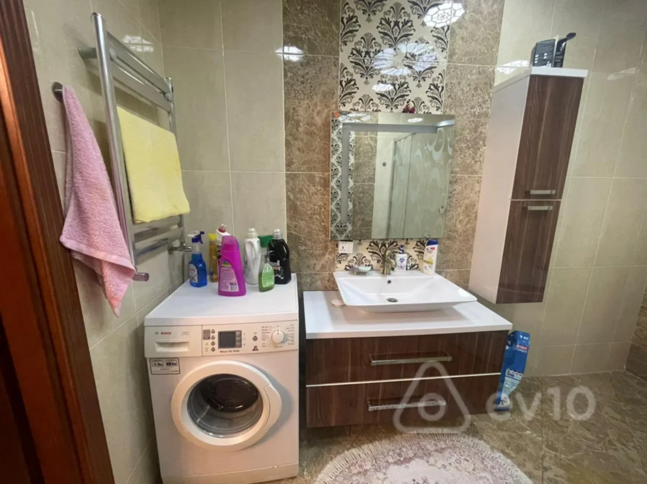 Kirayə verilir 3 otaqlı yeni tikili 170 m²