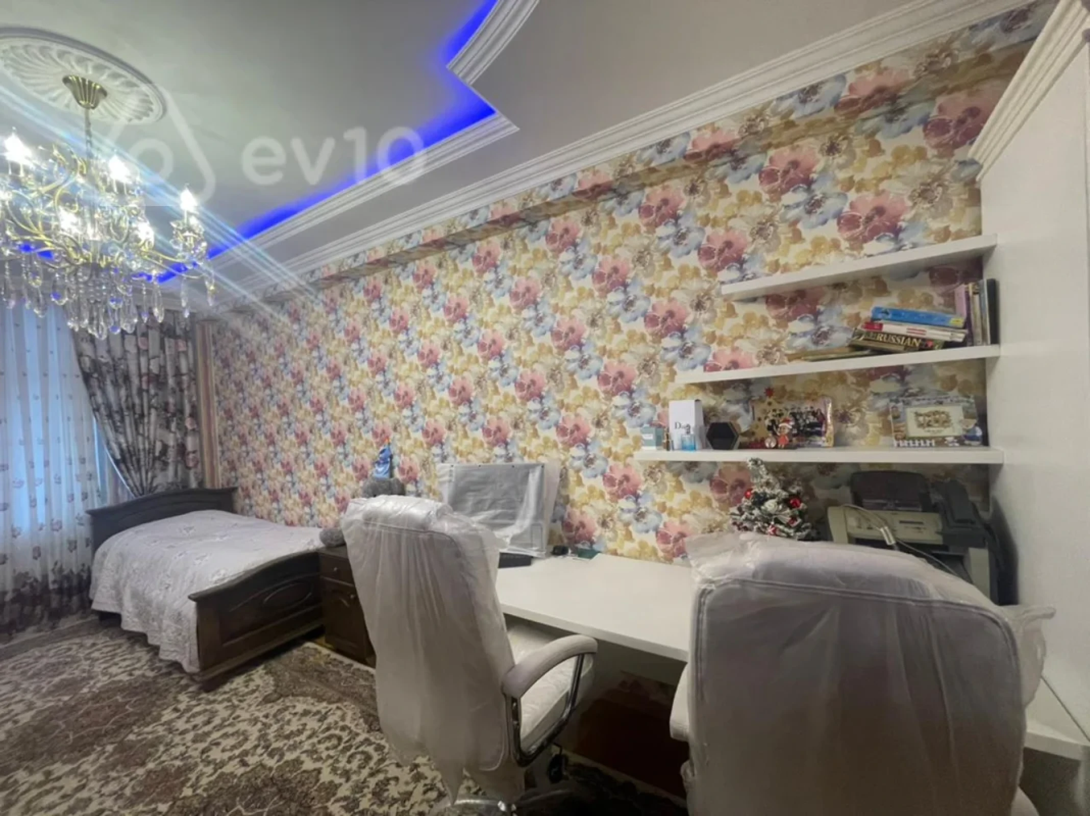 Kirayə verilir 3 otaqlı yeni tikili 170 m²