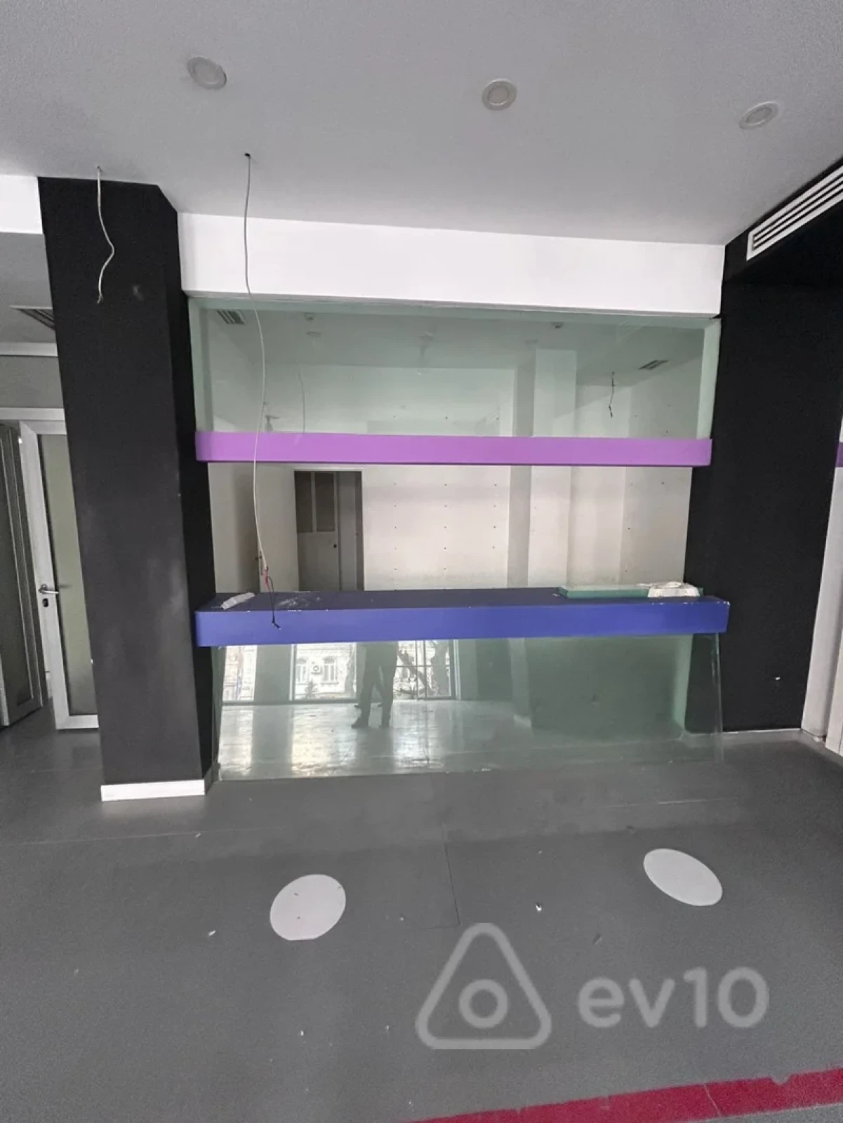 Kirayə verilir mənzil 180 m²