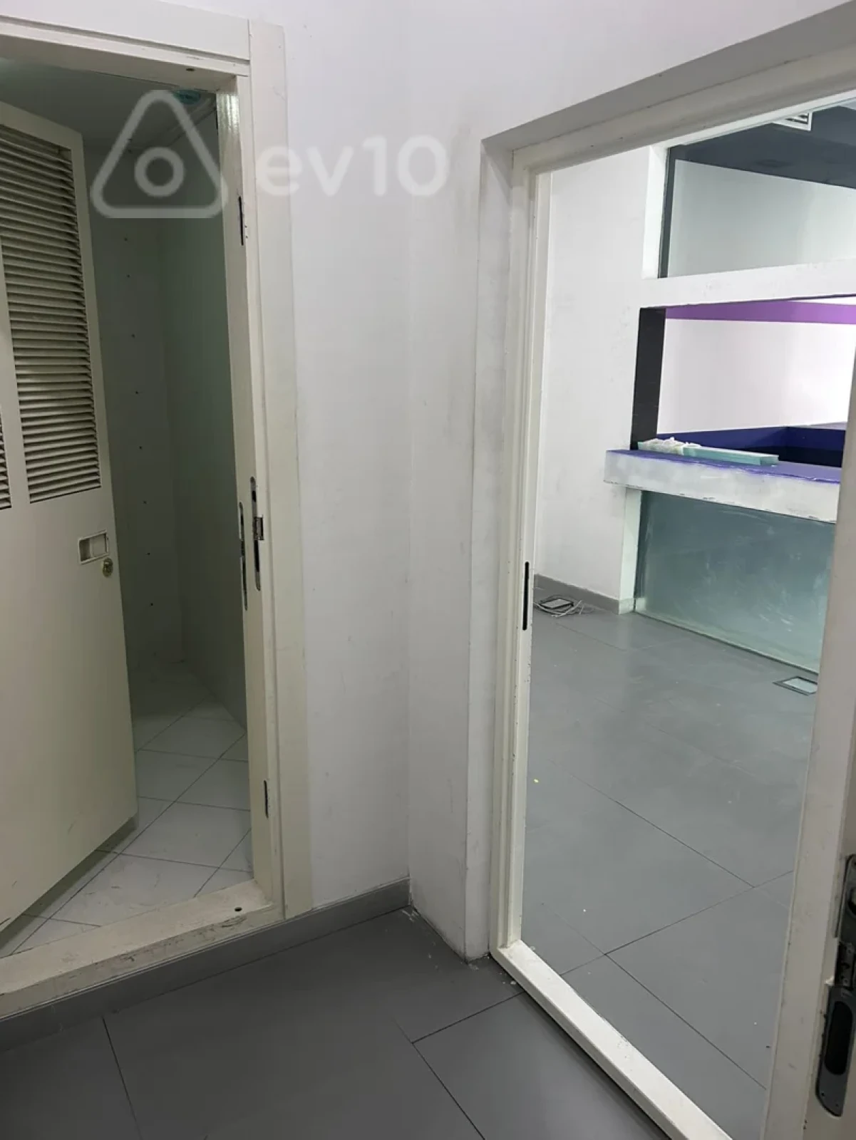 Kirayə verilir mənzil 180 m²