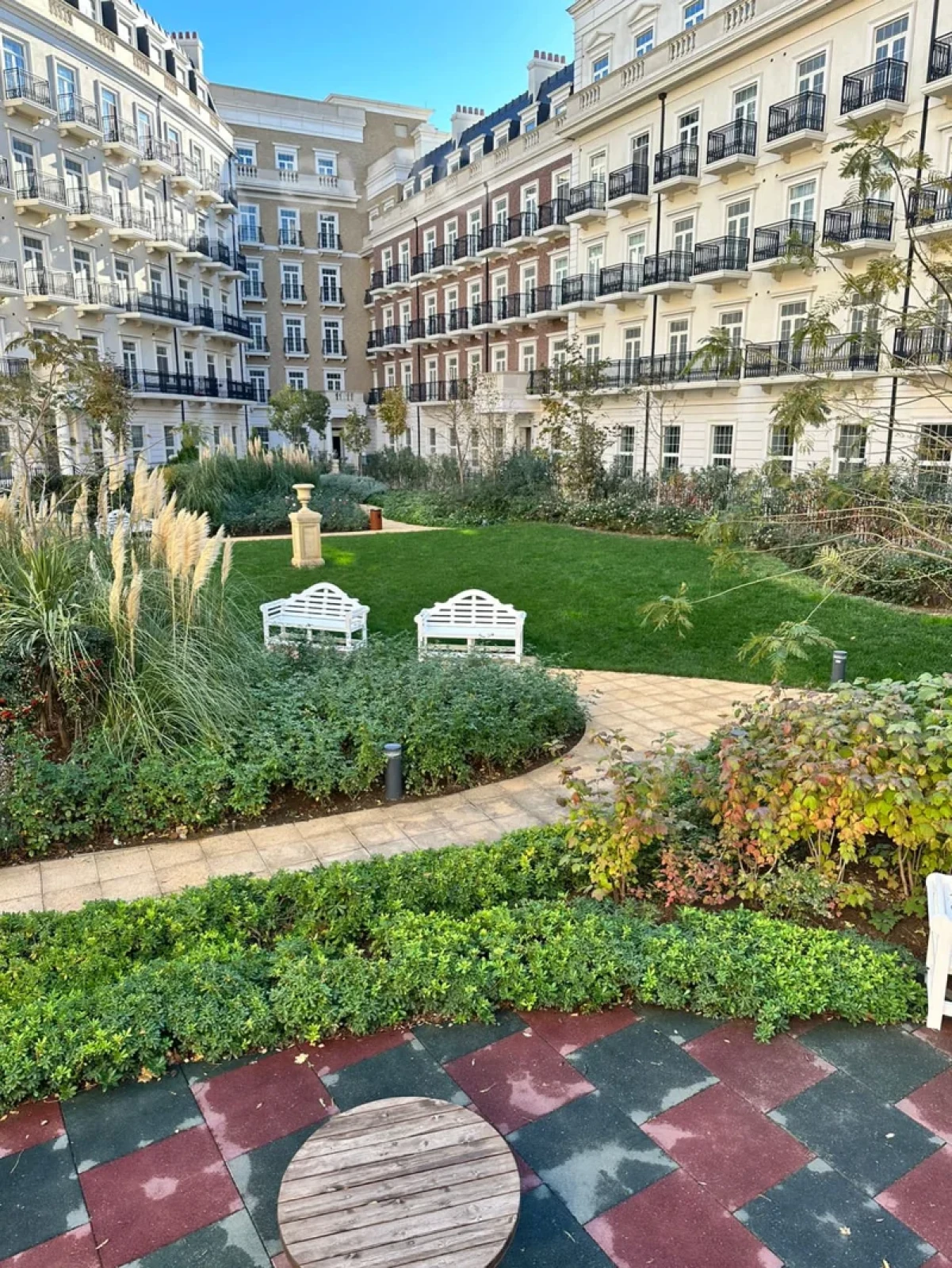 Satılır 4 otaqlı yeni tikili 184 m²