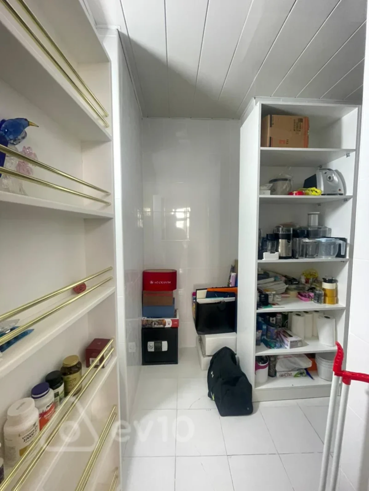 Satılır 4 otaqlı yeni tikili 170 m²