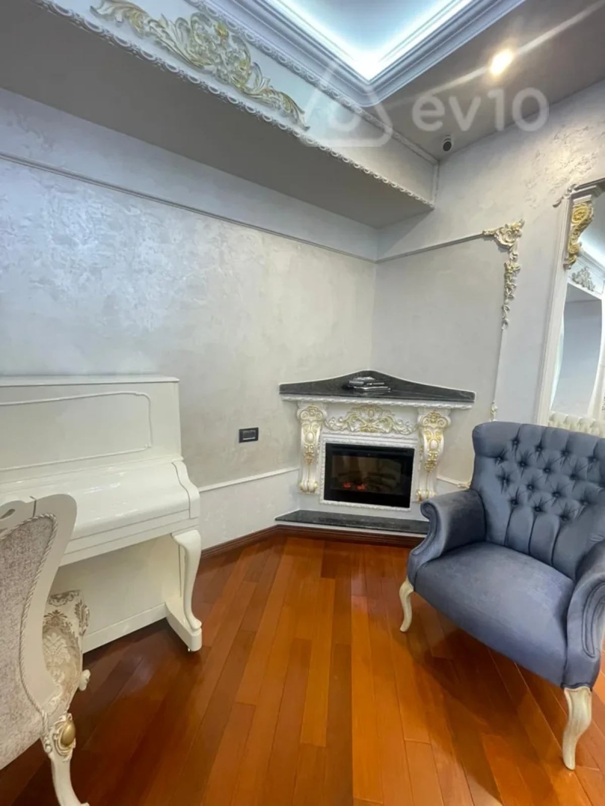 Satılır 4 otaqlı yeni tikili 170 m²