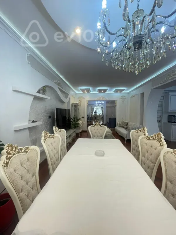 Satılır 4 otaqlı yeni tikili 170 m²