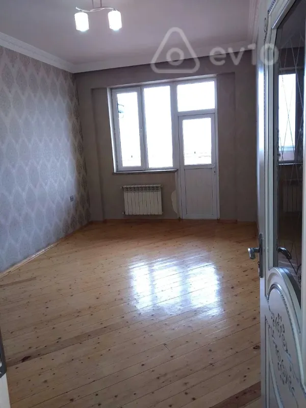 Kirayə verilir 3 otaqlı yeni tikili 100 m²