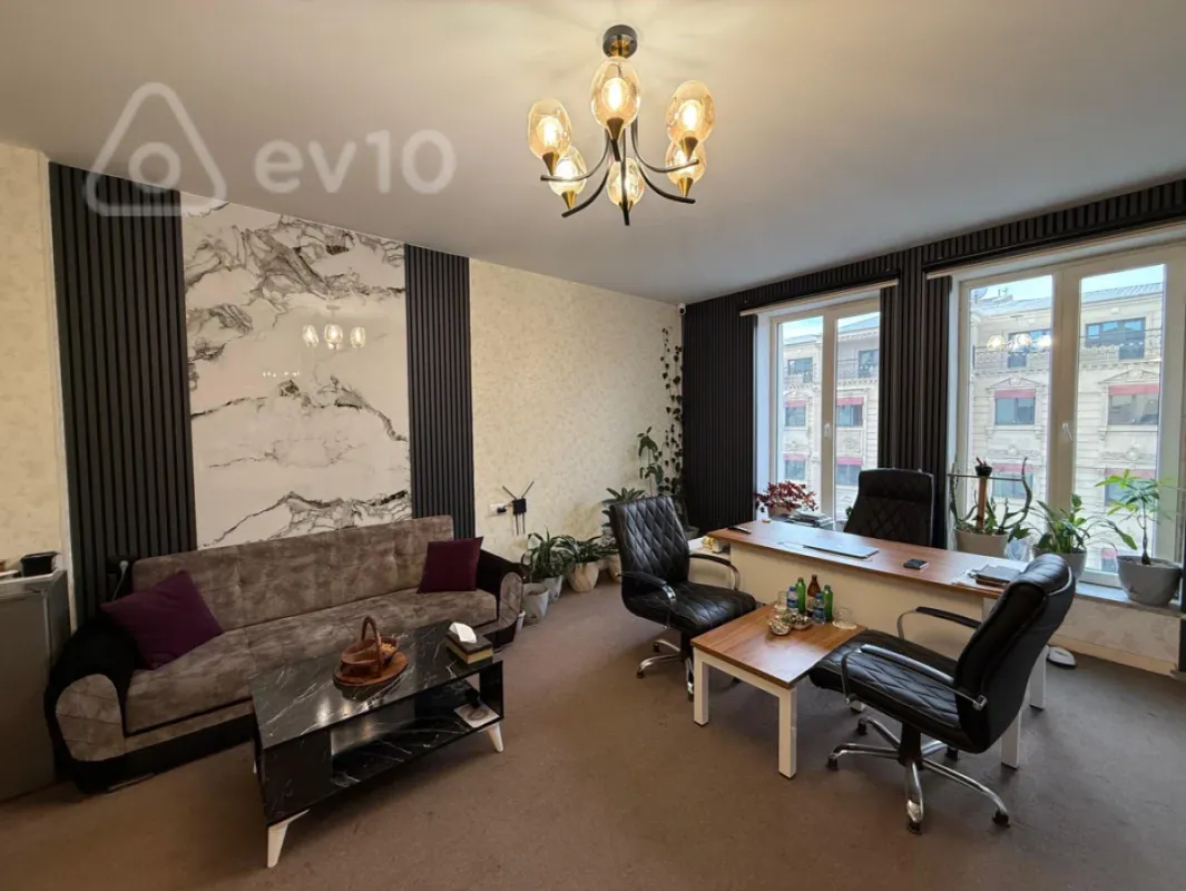 Kirayə verilir 1 otaqlı ofis 50 m²