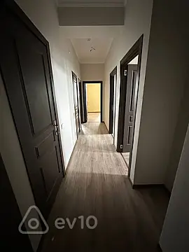 Satılır 3 otaqlı yeni tikili 77 m²