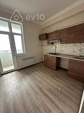 Satılır 3 otaqlı yeni tikili 77 m²