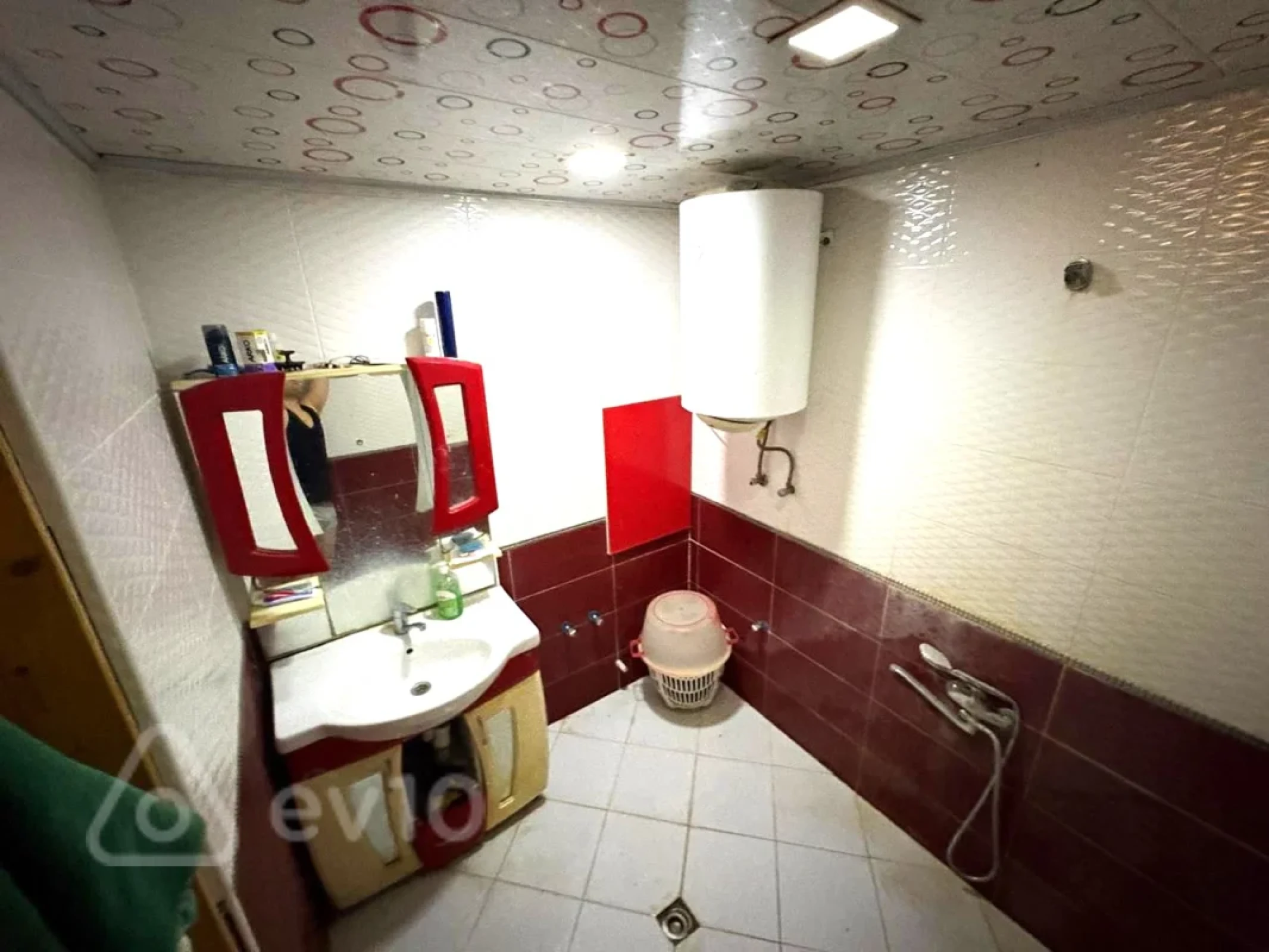 Kirayə verilir 3 otaqlı yeni tikili 85 m²