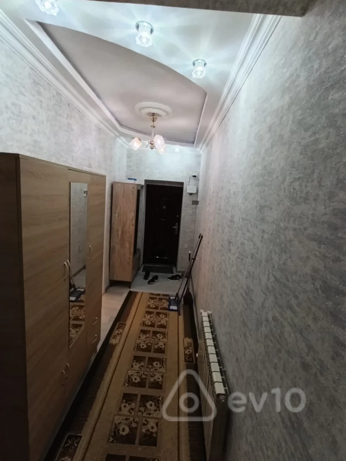 Kirayə verilir 2 otaqlı yeni tikili 65 m²