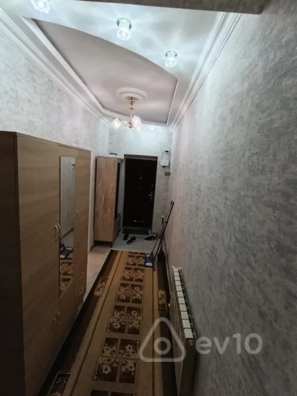 Kirayə verilir 2 otaqlı yeni tikili 65 m²