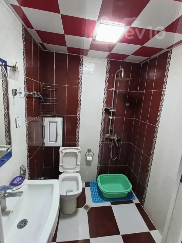 Kirayə verilir 2 otaqlı yeni tikili 65 m²