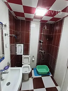 Kirayə verilir 2 otaqlı yeni tikili 65 m²