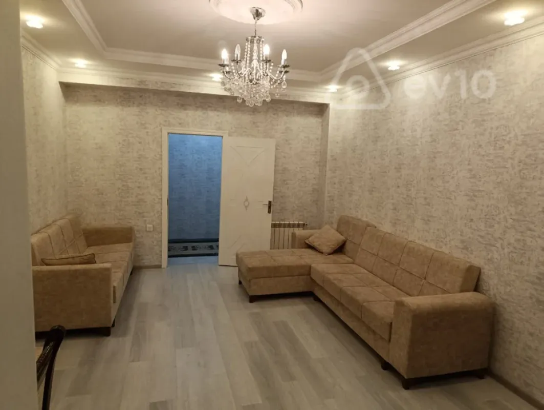 Kirayə verilir 2 otaqlı yeni tikili 65 m²