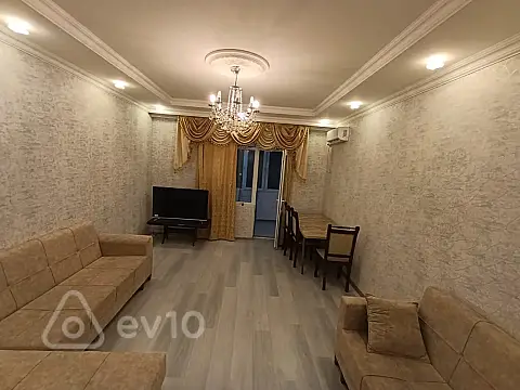 Kirayə verilir 2 otaqlı yeni tikili 65 m²