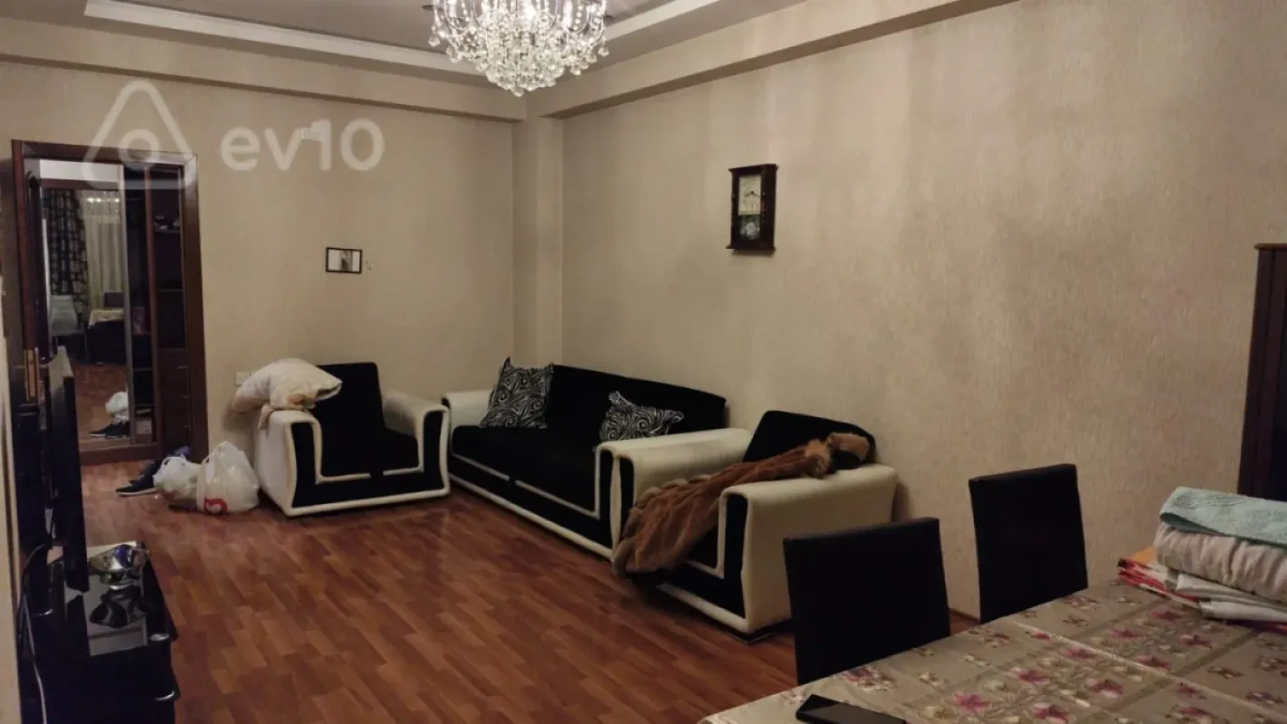 Kirayə verilir 2 otaqlı yeni tikili 60 m²